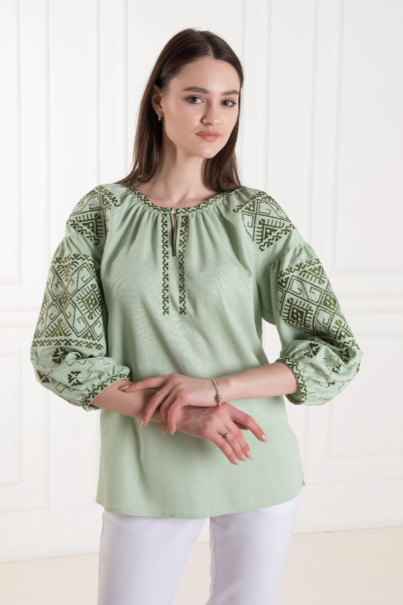 Ukrainian women's blouse "Olivia"