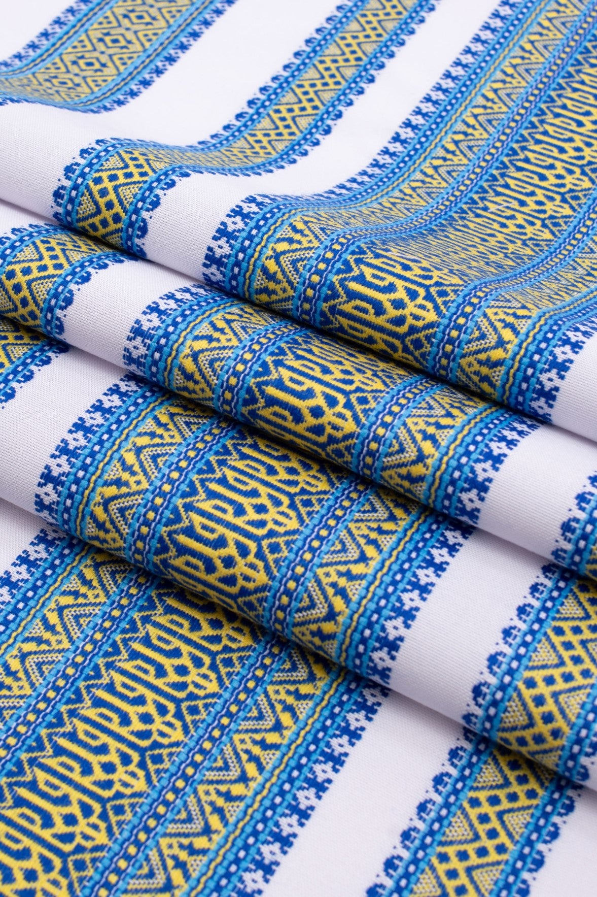 Ukrainian woven fabric "Tryzub" by cut