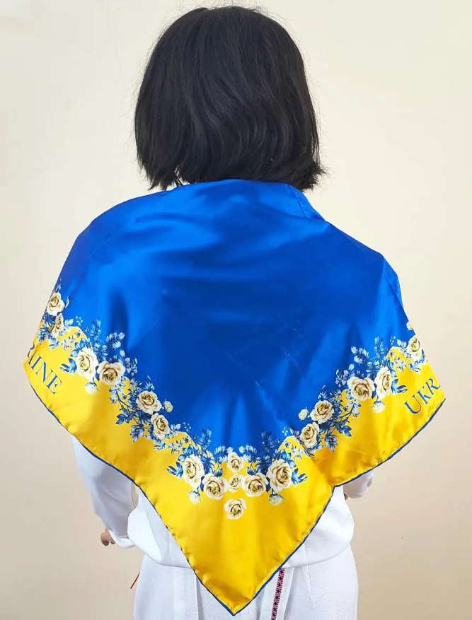Ukrainian patriotic square scarf