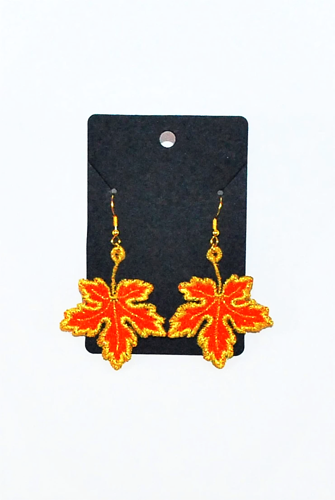 Lace earrings "Maple leaf"